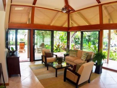 A Diamond of a Rental Villa Kahala Estate