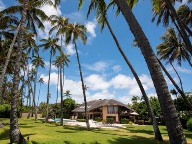 A Diamond of a Rental Villa Kahala Estate