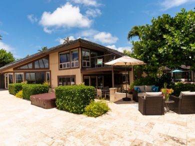 A Diamond of a Rental Villa Kahala Estate