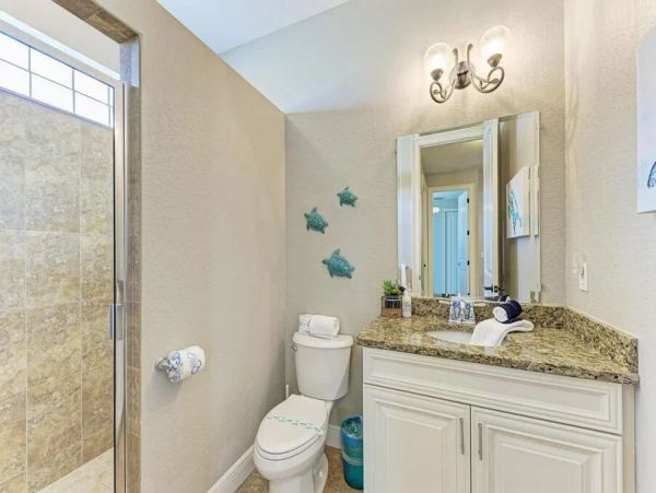 Bradenton Beach Three Bedroom Vacation Home with Pool