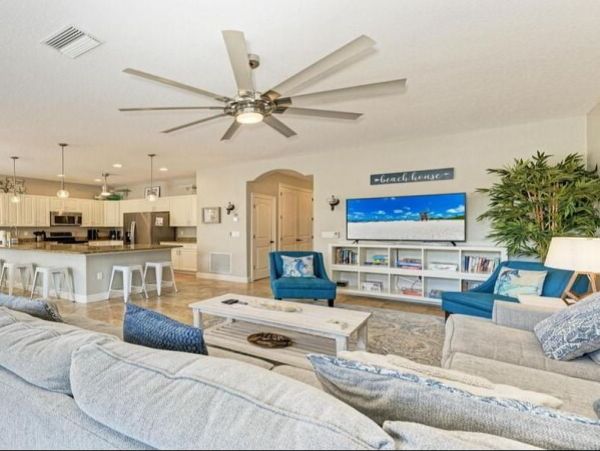 Bradenton Beach Three Bedroom Vacation Home with Pool
