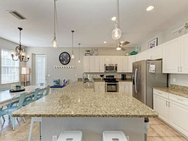 Bradenton Beach Three Bedroom Vacation Home with Pool