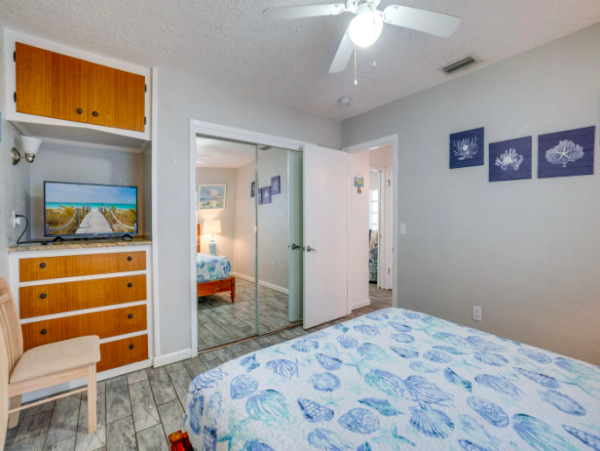 Coastal Bliss on Anna Maria Island with a Pool Just Steps from the Beach