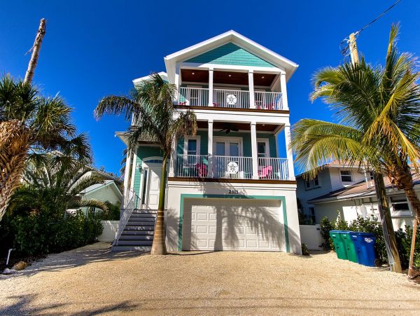 Bradenton Beach Luxury Vacation Rental Home Four Bedrooms