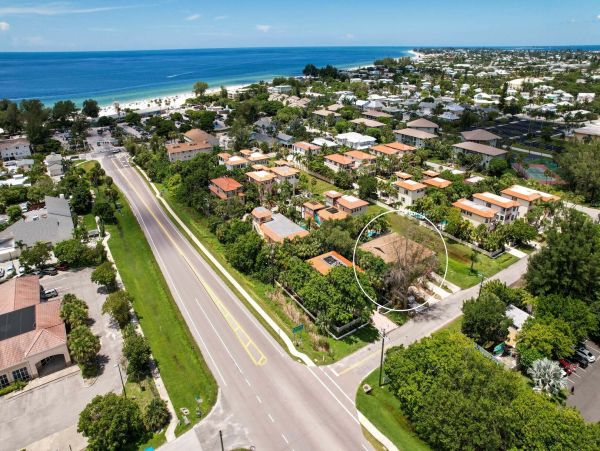 Holmes Beach One Bedroom Coastal Retreat - additional view, photo 3
