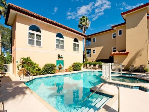 Anna Maria Island Three Bedroom Luxury Condo Walk To Beach