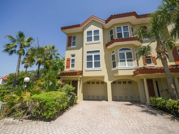 Anna Maria Island Three Bedroom Luxury Condo Walk To Beach