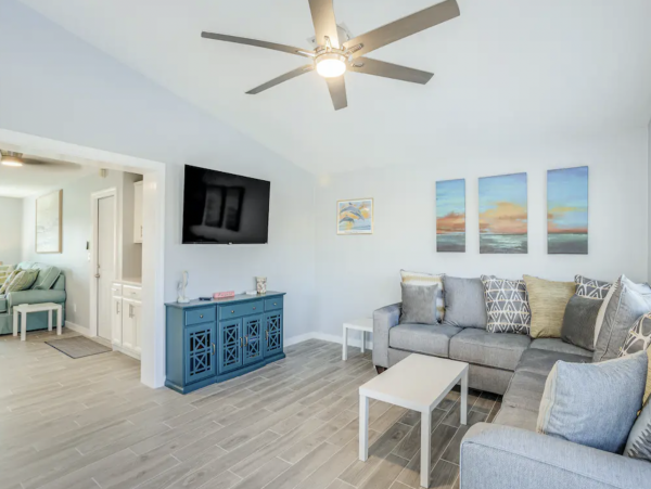 Fort Myers Stylish Retreat with Private Pool Near Gulf Beaches
