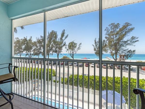 Anna Maria Island Holmes Beach Condo 908073