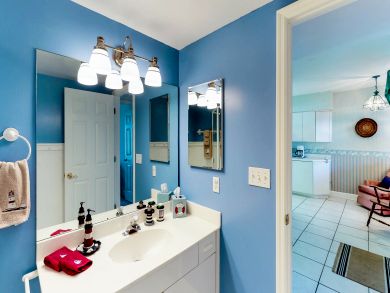 New Smyrna Beach Condo 908075
