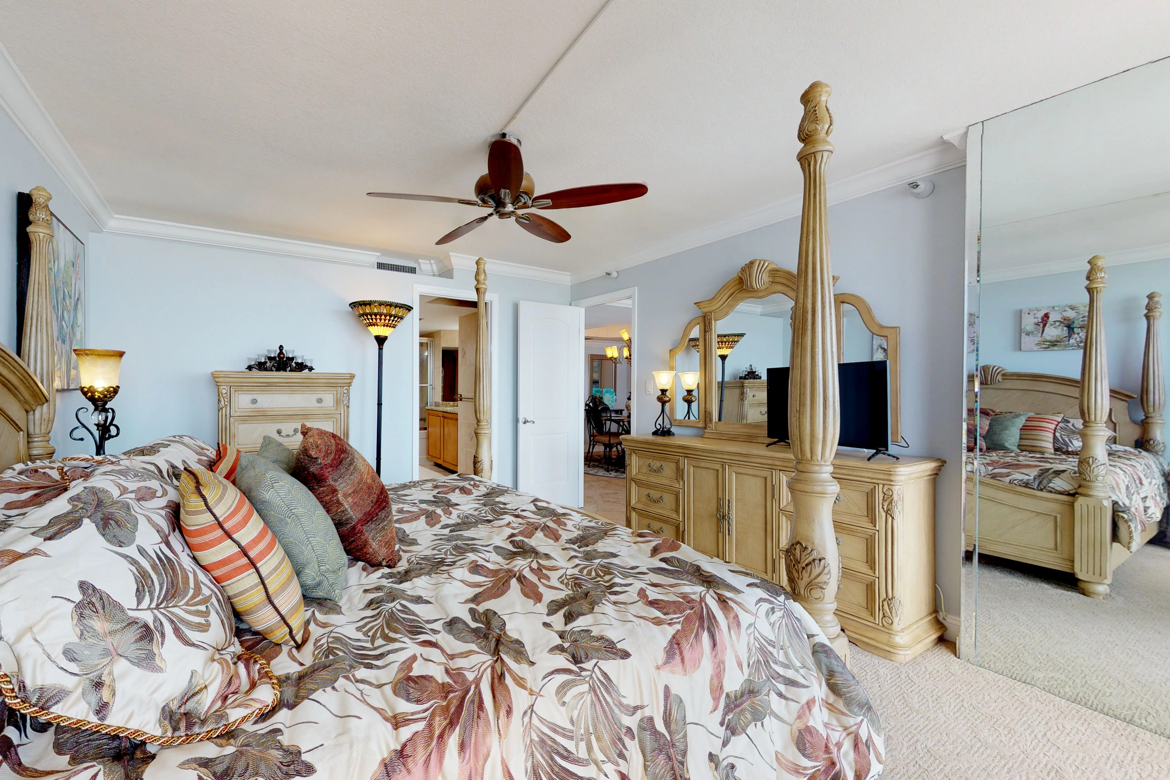 Clearwater Condo 908091 Clearwater Condo 908091