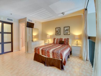 Miami Beach Condo 908100