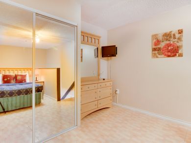 Miami Beach Condo 908100