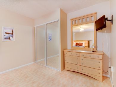Miami Beach Condo 908100
