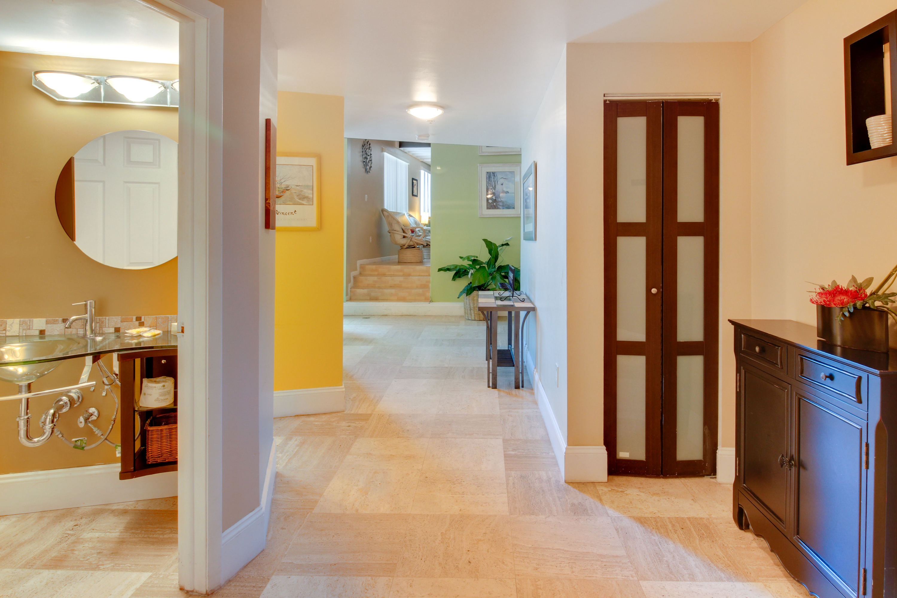 Miami Beach Condo 908100
