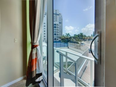 Miami Beach Condo 908100