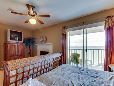 Ocean View Pensacola Beach Vacation Townhome Sleeps 6 Guests Ocean View Pensacola Beach Vacation Townhome Sleeps 6 Guests