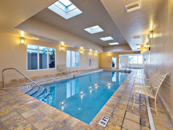 Beautiful Vacation Condo with Ocean Views & a Communal Pool