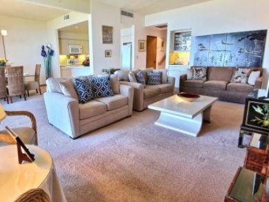 Beach Front Luxury Makena Vacation ren tal WOW