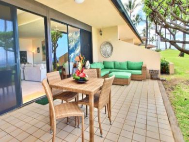Beach Front Luxury Makena Vacation ren tal WOW