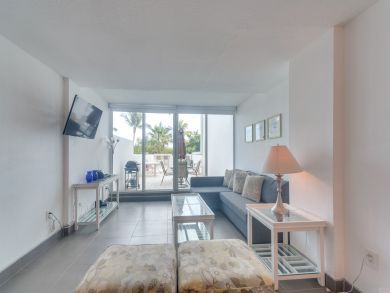 Miami Beach Condo 908125 Miami Beach Condo 908125