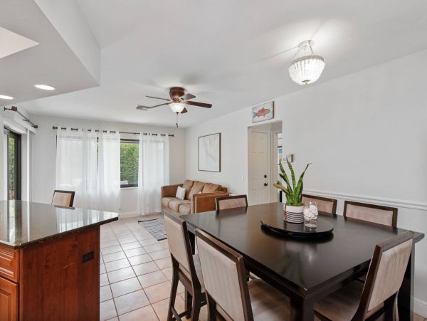 Three Bedroom Marco Island Vacation Home With Pool Sleeps 8