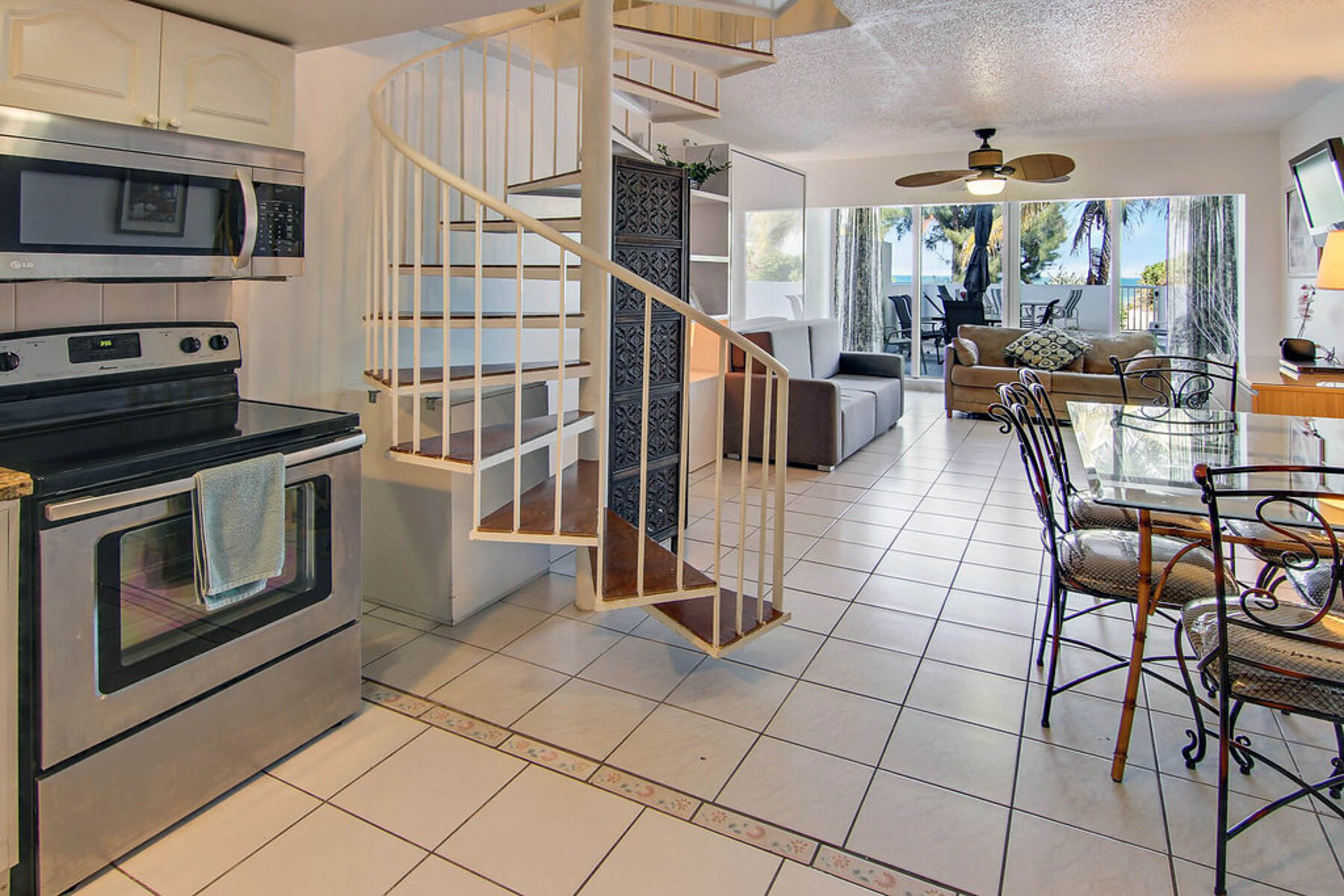 Miami Beach Condo 908136