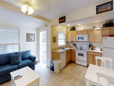 The Florida Keys Condo 908145