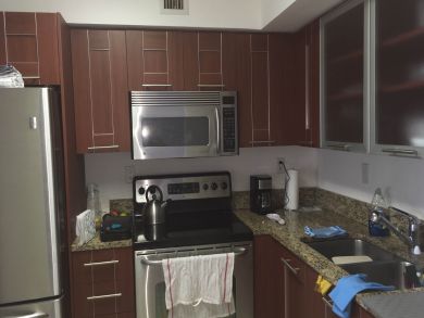 Hollywood Condo 908149