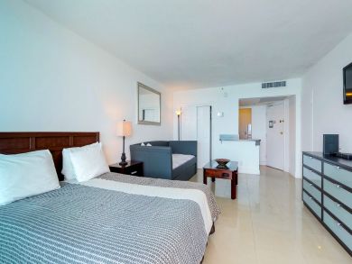 Miami Beach Condo 908150