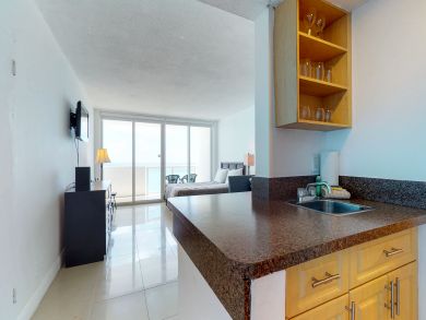 Miami Beach Condo 908150
