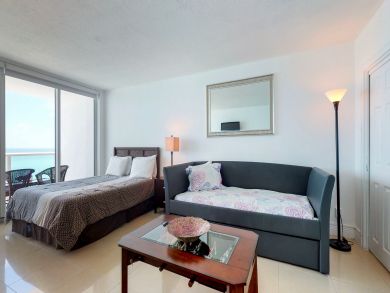 Miami Beach Condo 908150
