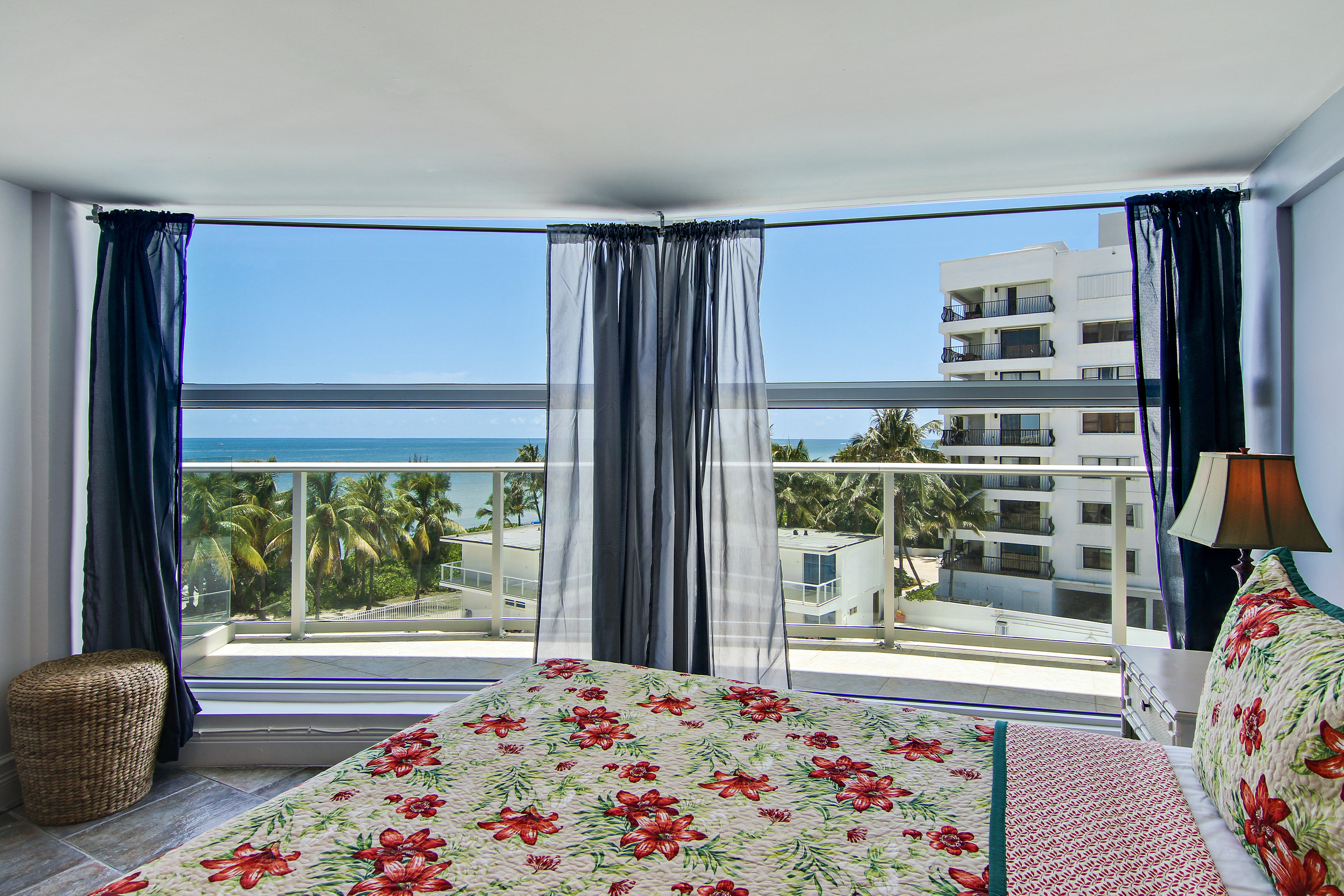 Miami Beach Condo 908177