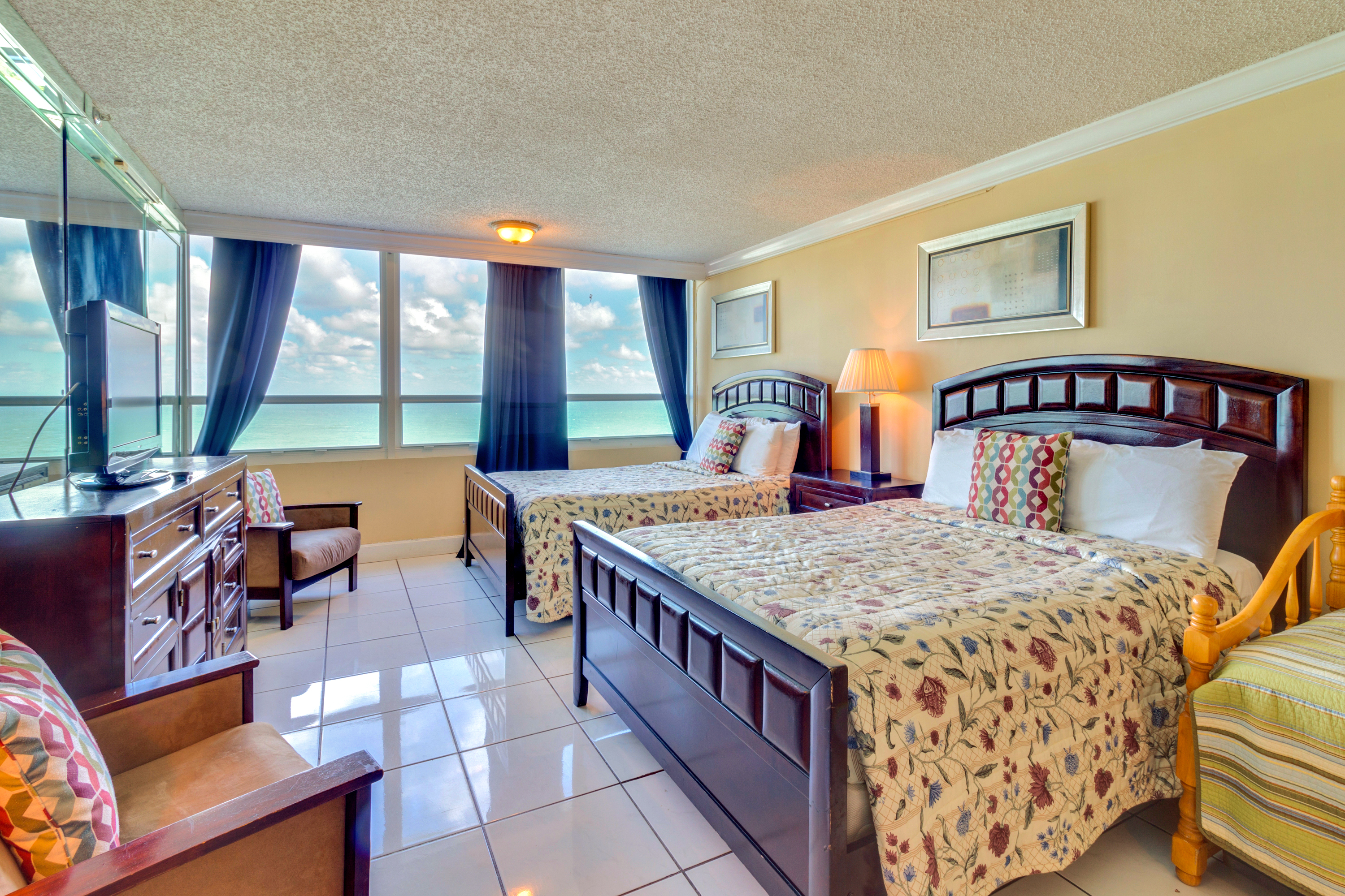 Miami Beach Condo 908181