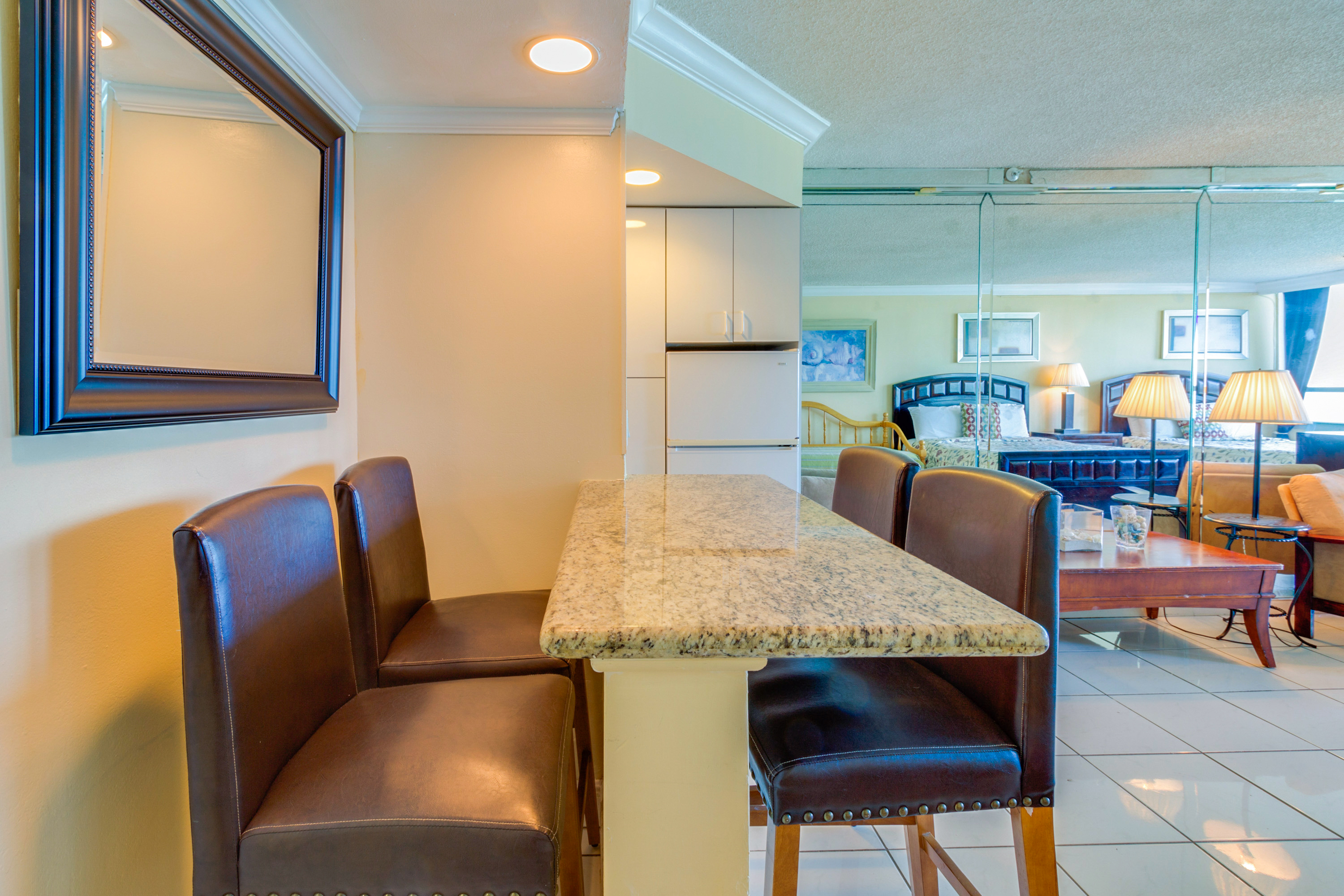 Miami Beach Condo 908181
