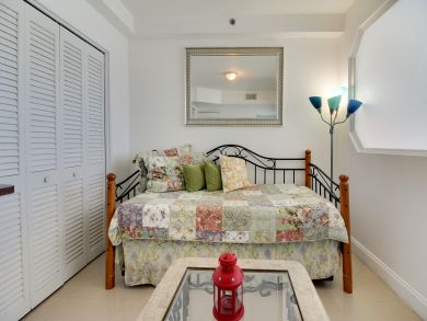 Miami Beach Condo 908187