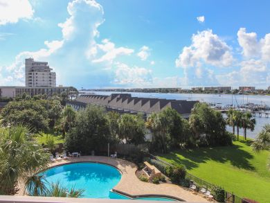 Okaloosa Island Fort Walton Beach Condo 908189