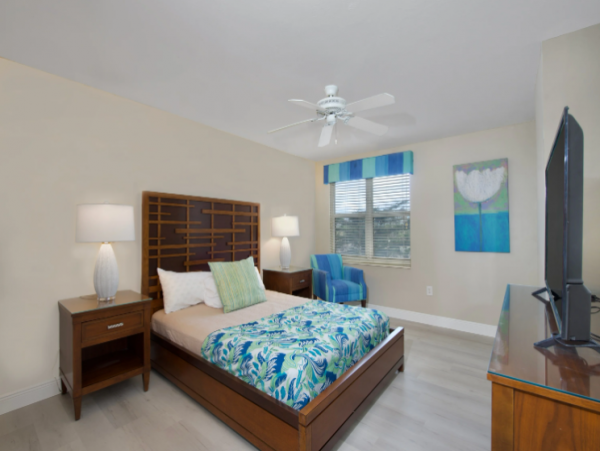 Luxury Fort Myers Vacation Beach Condo Sleeps Six Guests