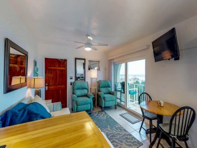 Cocoa Beach Condo 908192