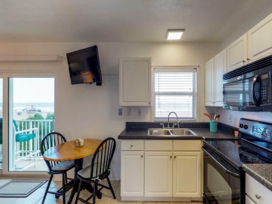 Cocoa Beach Condo 908192
