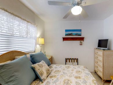 Cocoa Beach Condo 908192