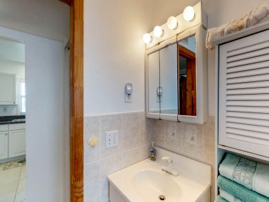 Cocoa Beach Condo 908192