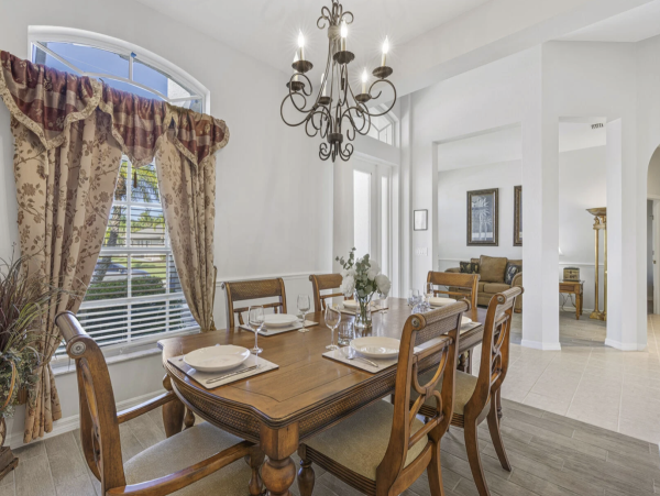 Cape Coral Luxury Pool Vacation Home