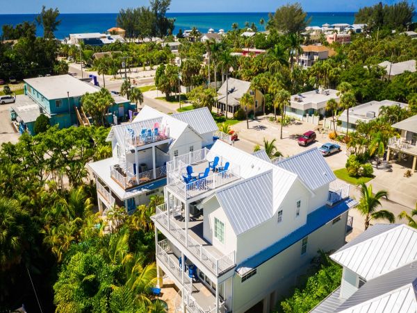 Anna Maria Vacation Rental Home 5 Bedrooms Sleeps 11