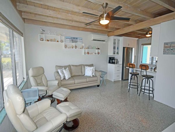 Manasota Key Charming Cottage