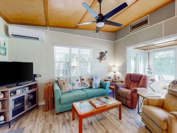 Manasota Key Vacation Home Two Bedroom Walk to Beach