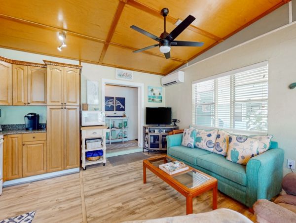 Manasota Key Vacation Home Two Bedroom Walk to Beach