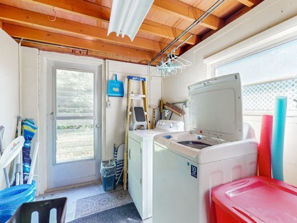 Manasota Key Vacation Home Two Bedroom Walk to Beach