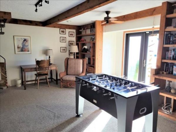 Expansive 5-Bedroom Gulf-Front Oasis on Manasota key