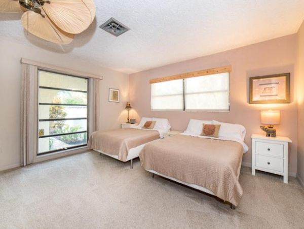 Expansive 5-Bedroom Gulf-Front Oasis on Manasota key
